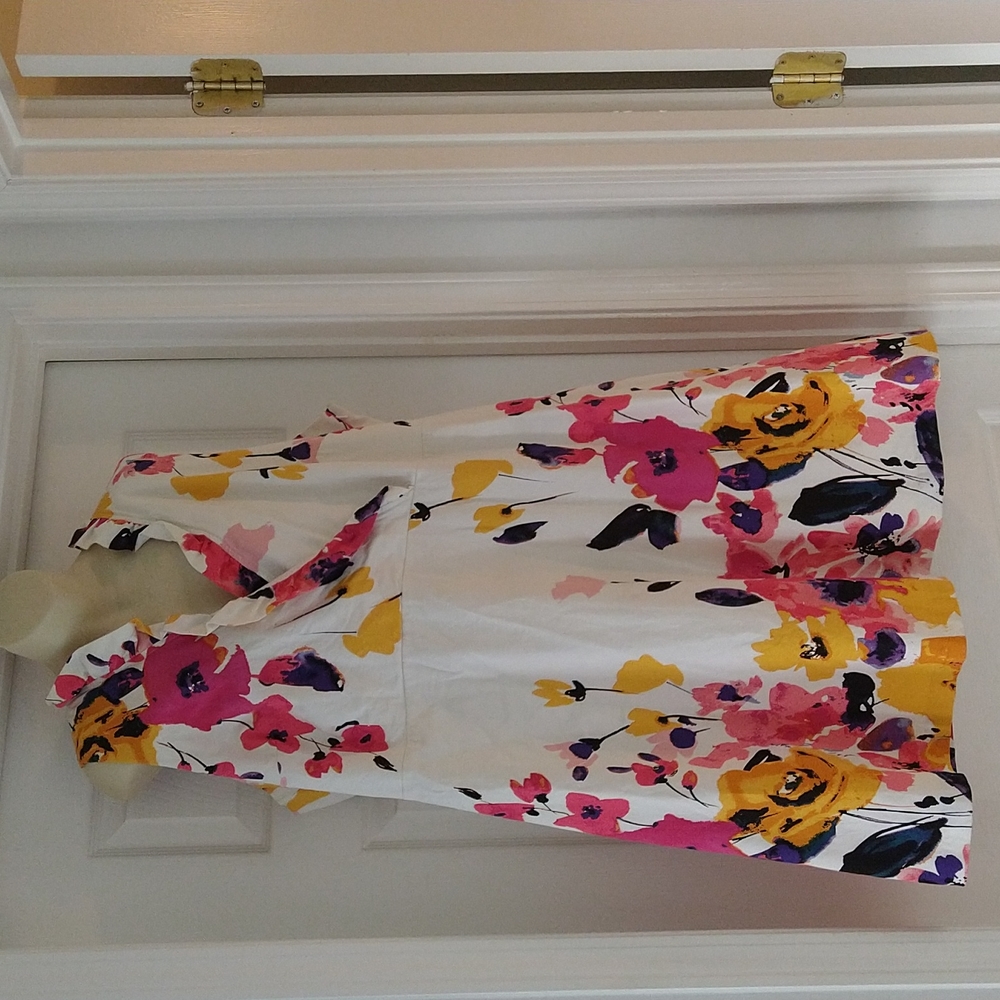 Lane Bryant Women's SZ 26 Summer Floral Dress